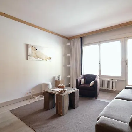 Combining Charm And Comfort Apartment *